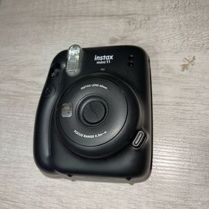 Instax Poloroid Camera Black